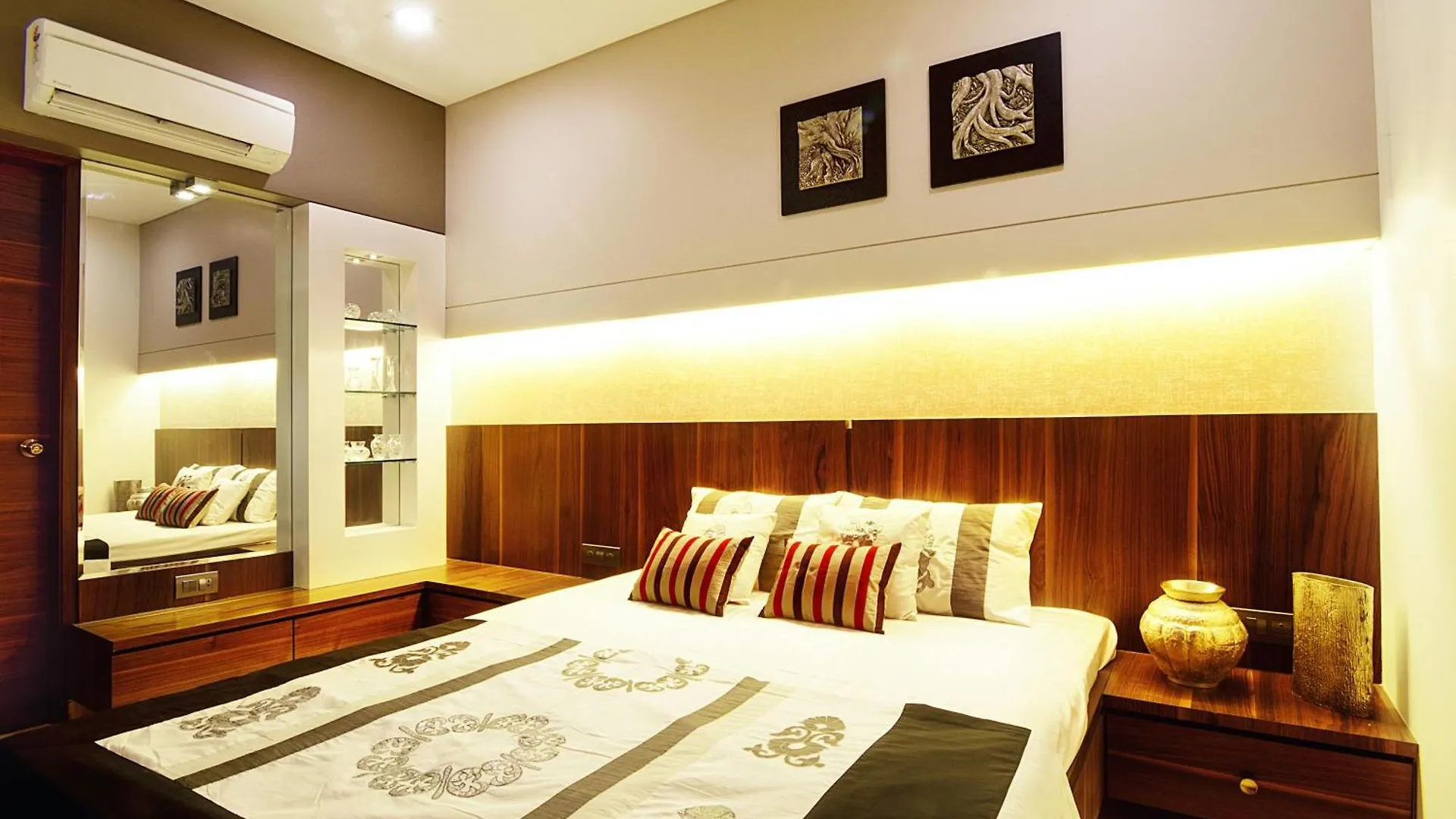 Hotel Asian Blue New Delhi
