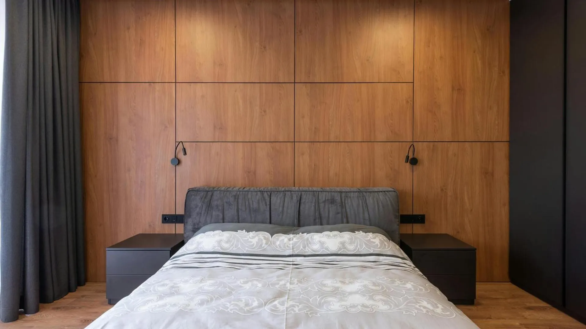 Hotel Asian Blue New Delhi