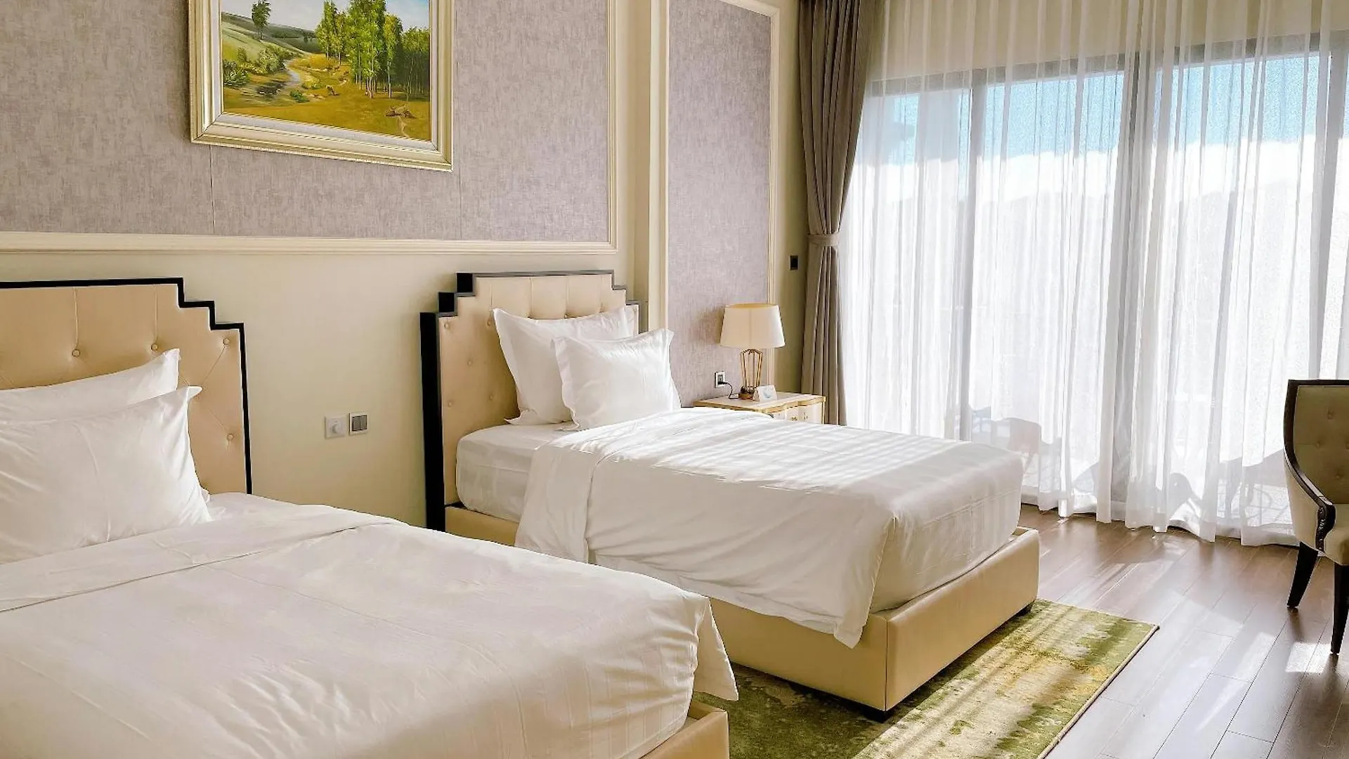 Hotel Asian Blue New Delhi
