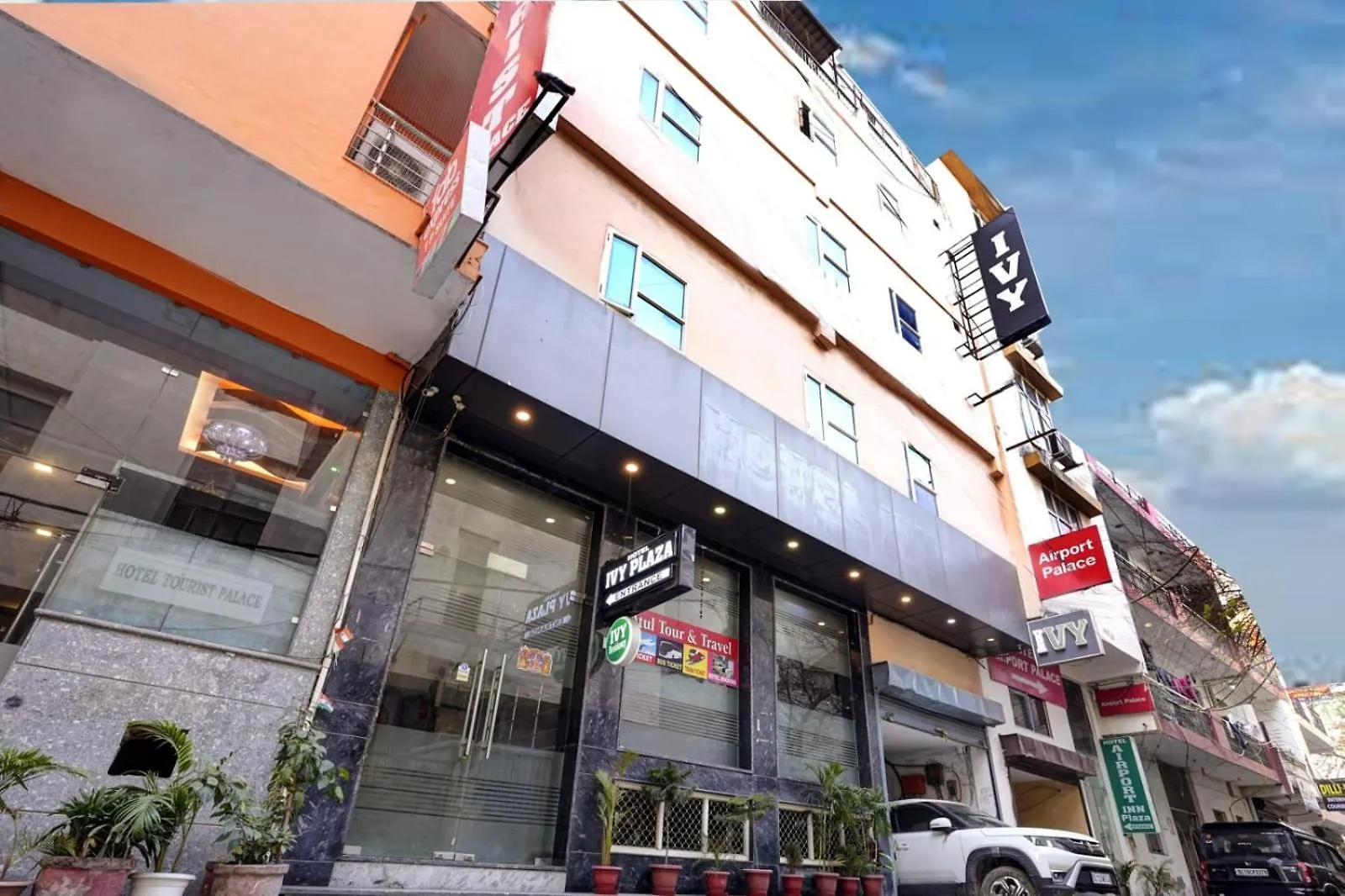 Hotel Asian Blue New Delhi